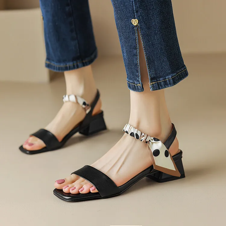 Новые летние женские сандалии, модная женская обувь с квадратным носком и толстым каблуком, нескользящие повседневные сандалии Изображение 0