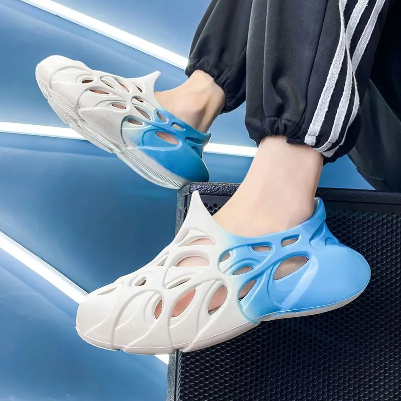 Обувь с дырками, мужские летние 2023 года, полые дышащие повседневные сандалии, уличная одежда, нескользящие тапочки Baotou, сандалии для вождения Изображение 3