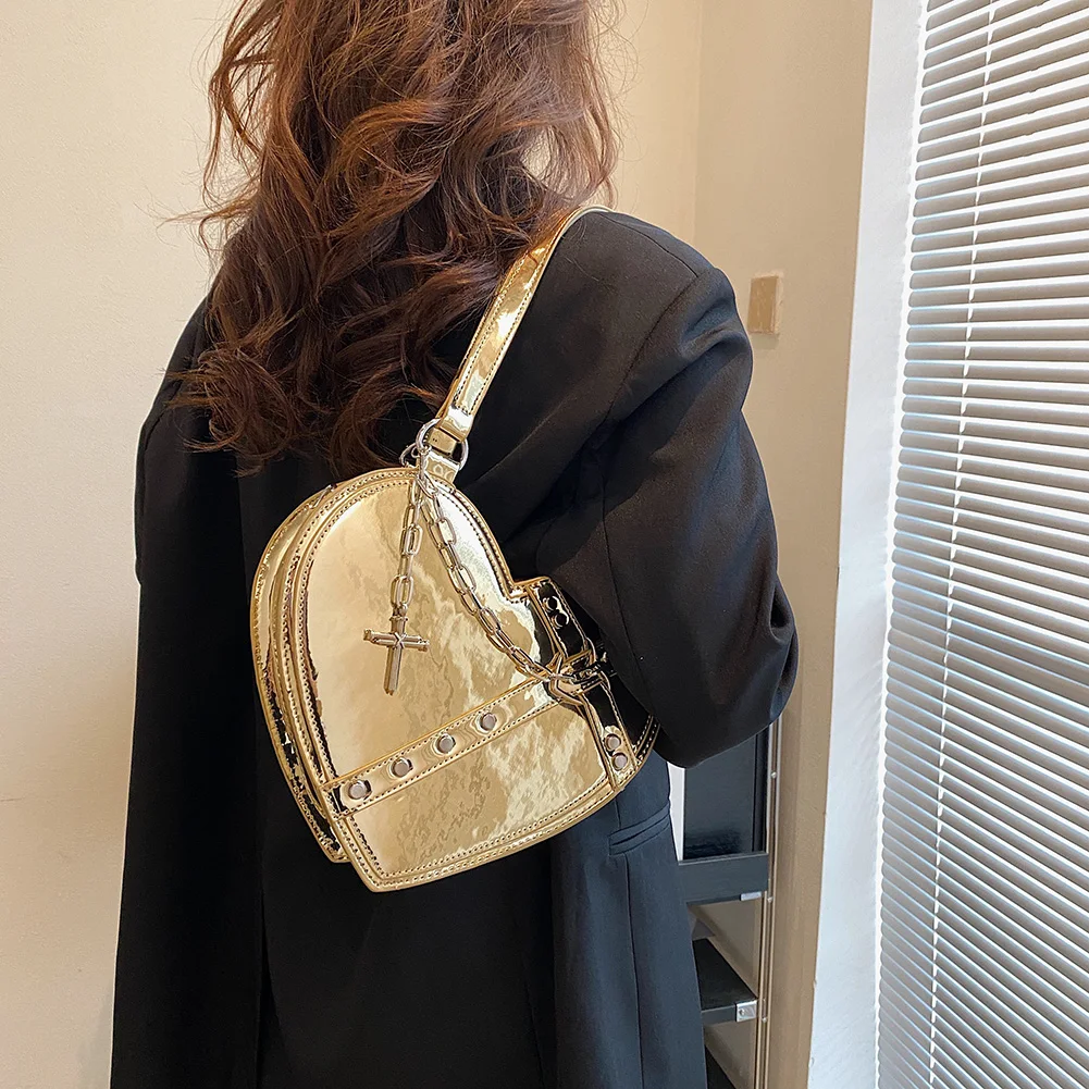 Женская шикарная сумка-слинг в форме сердца, сумка-ранец Y2K из искусственной кожи с крестиками и цепочкой, уличная сумка Spice Girls Изображение 1
