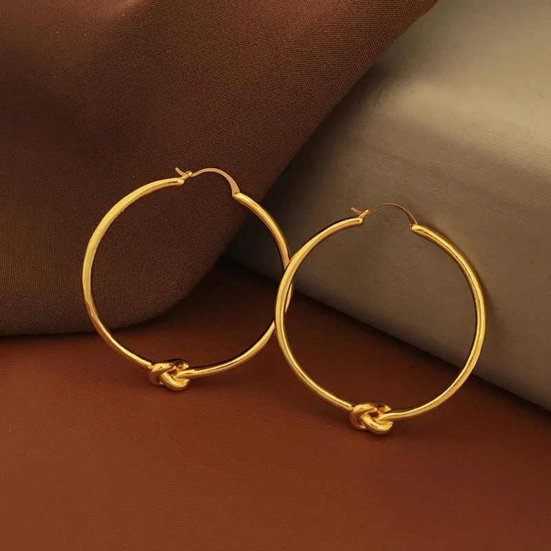 Модные украшения Европейского и американского дизайна, Золотые серьги-кольца для женщин, Тренд 2023 года, Новые Горячие Аксессуары для ушей Изображение 3
