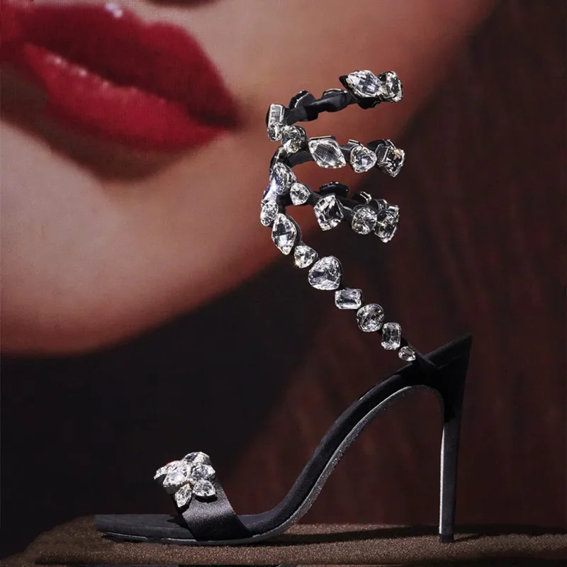 Лето 2023 г. Новые Цветные женские босоножки с бриллиантами на высоком каблуке Модные женские туфли с бриллиантами на серебряной подошве Вечеринка Вечеринка Обувь на высоком каблуке Изображение 3