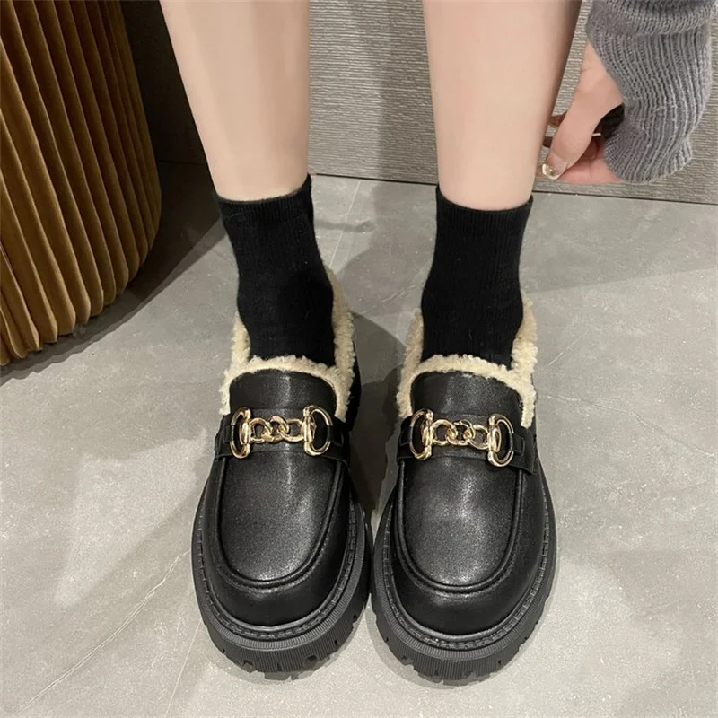 Маленькие кожаные туфли на толстой подошве для женщин, черные мягкие тонкие туфли в британском стиле, зимние новые плюшевые туфли Lefu для женской обуви Изображение 0