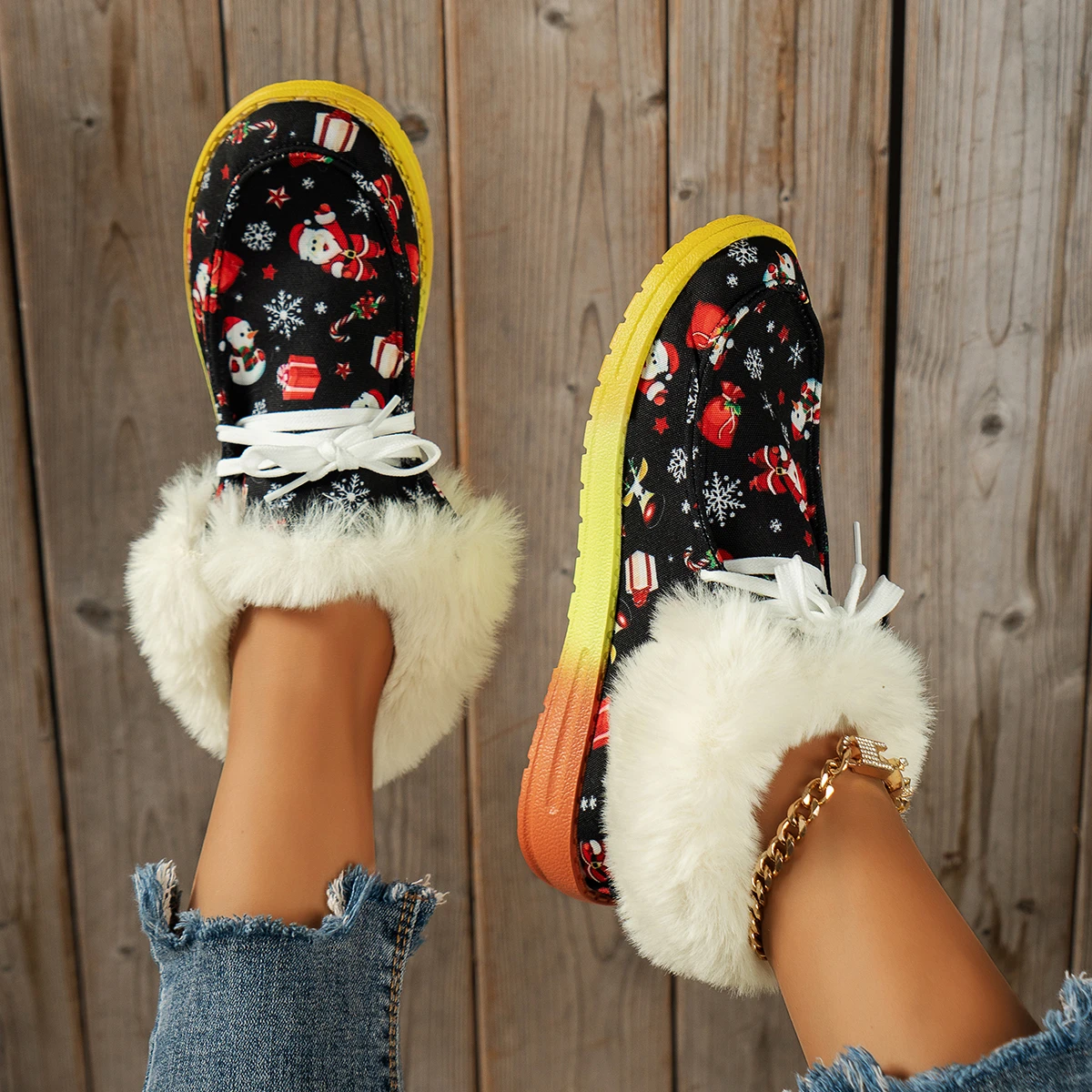 Милые Рождественские плюшевые зимние ботинки с граффити, Женская обувь 2023 года, новые Зимние ботильоны из теплого меха, Удобная хлопчатобумажная обувь на шнуровке. Изображение 3