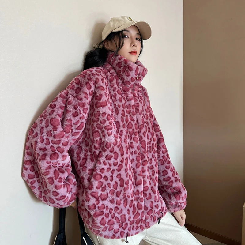 Свободный плюшевый топ с розовым леопардовым принтом и Белая куртка с воротником-стойкой на молнии, зимняя Корейская утепленная куртка из искусственного меха Изображение 2