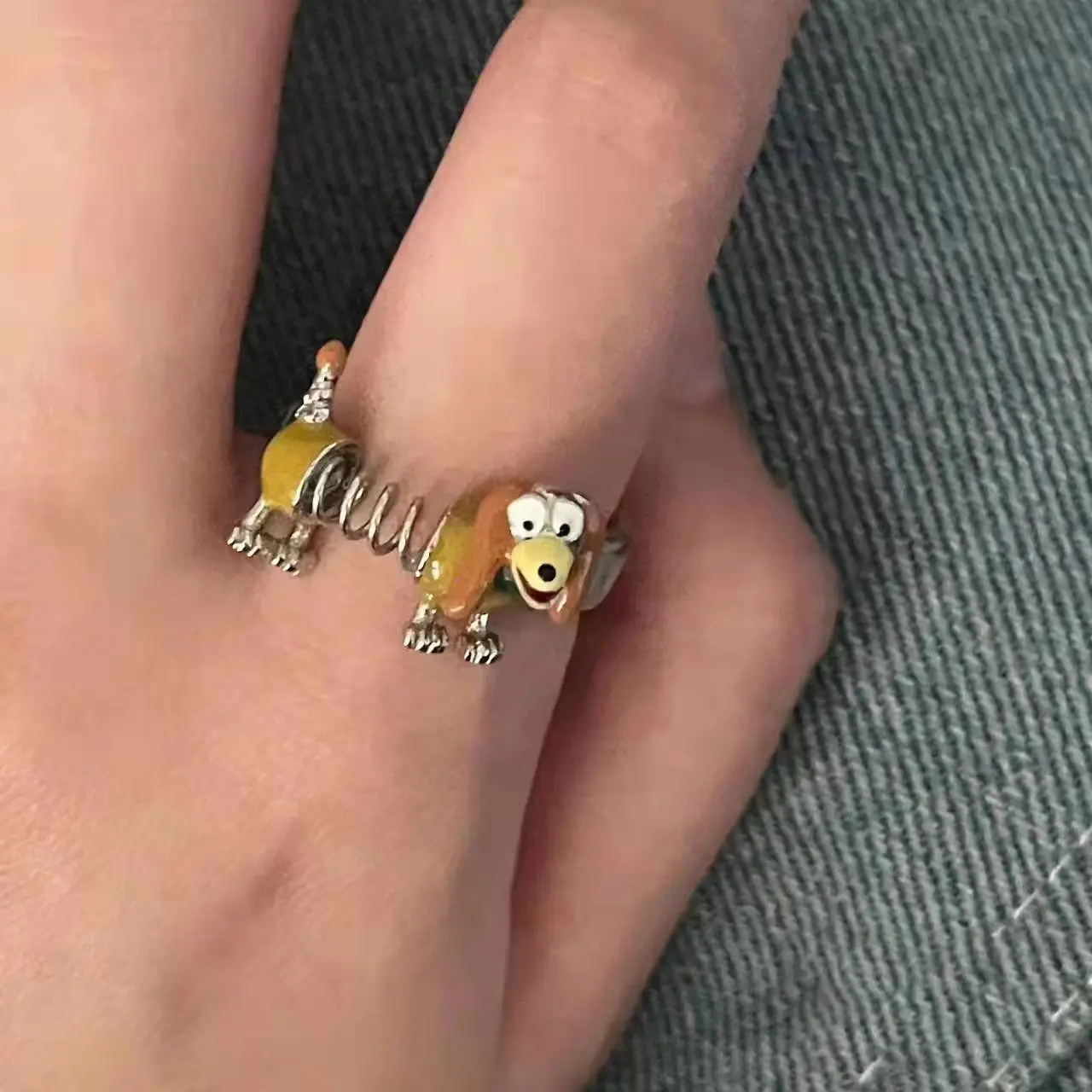 Пружинное кольцо для собаки, милое открывающее кольцо с рисунком из мультфильма высокой красоты Изображение 3