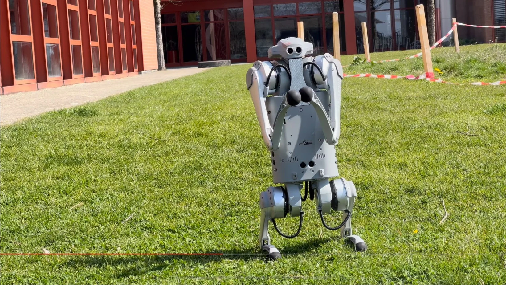 Технология Dog Unitree Сопровождающий искусственный интеллект Бионический Сопровождающий Интеллектуальный робот Go1 Четвероногий Робот-собака Изображение 5