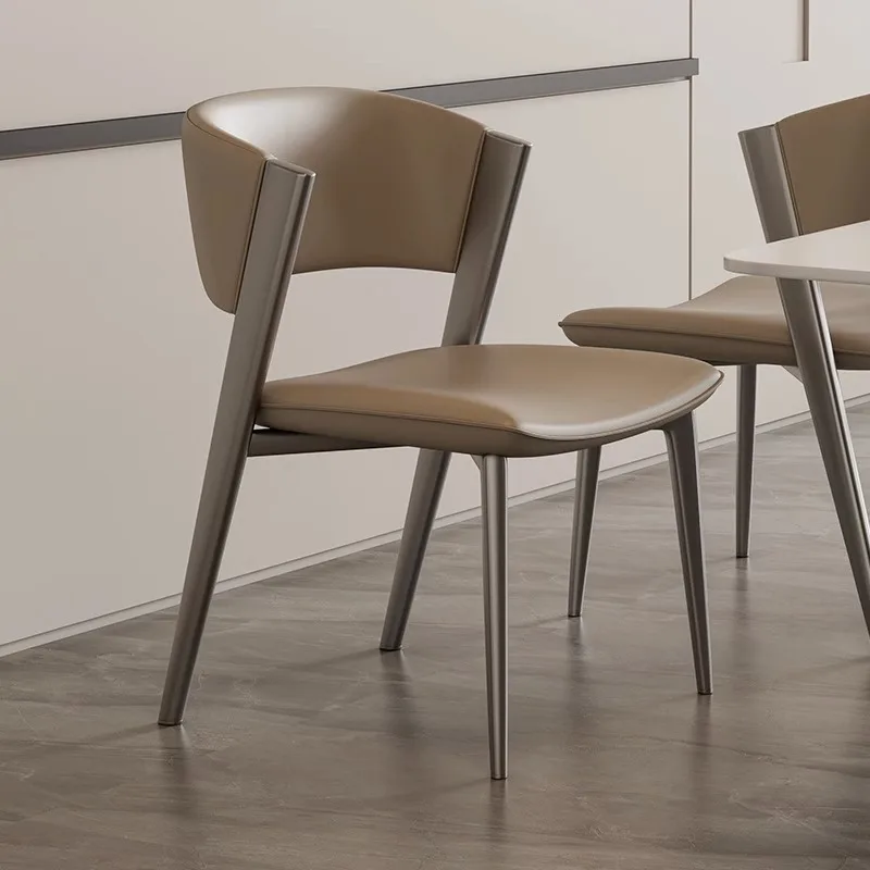 Легкое роскошное обеденное кресло Современная гостиная Простые модные обеденные стулья в скандинавском стиле Кожаные Кухонные табуреты для отдыха Мебель для дома Изображение 0