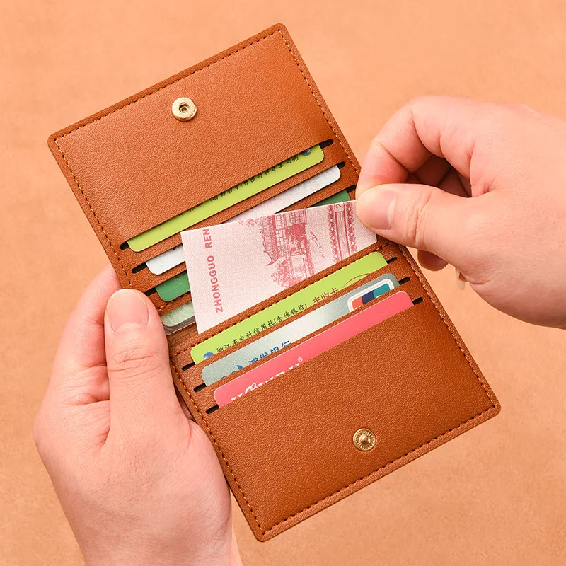 Однотонный маленький кошелек из искусственной кожи для женщин, короткий простой женский кошелек с кнопками, ультратонкая сумка для кредитных карт, кошелек для монет Изображение 0