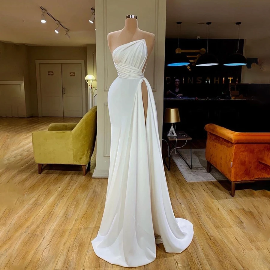 Асимметричное свадебное платье с высоким разрезом сбоку, сексуальные свадебные платья с драпировкой на одно плечо для невесты 2023, сшитые на заказ Изображение 0