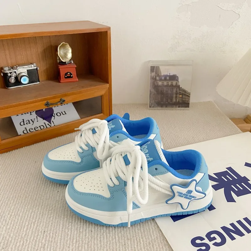 Повседневные женские спортивные кроссовки, винтажная обувь на платформе в гонконгском стиле, модная дышащая вулканизированная женская обувь с низким берцем Изображение 1