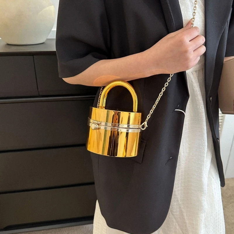 Привлекающая внимание сумочка на цепочке из акрилового материала для женщин, ценящих европейскую и американскую моду Изображение 2